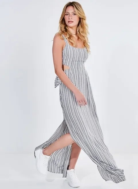 vestido longo listrado com fendas vestido longo listrado com fendas