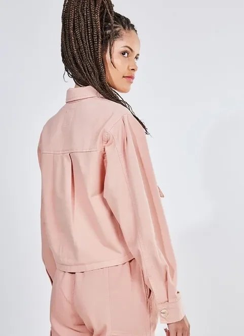 jaqueta rosa com bolsos cargo jaqueta rosa com bolsos cargo