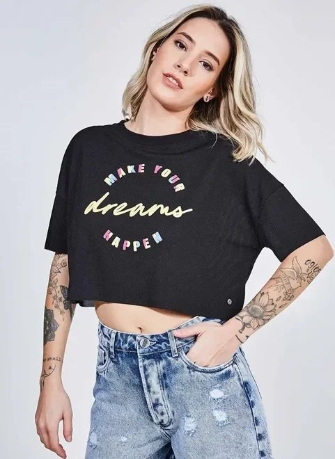 blusa cropped em malha texturizada dreams blusa cropped em malha texturizada dreams