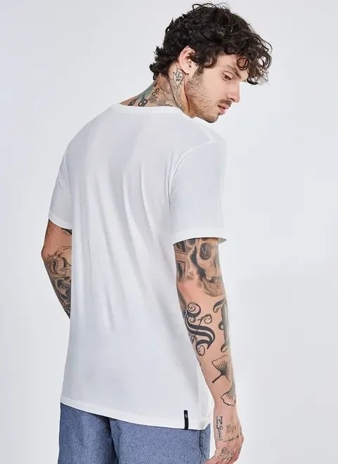 camiseta estampa fotográfica wild and free camiseta estampa fotográfica wild and free