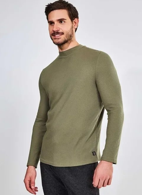 camiseta manga longa com gola alta camiseta manga longa com gola alta