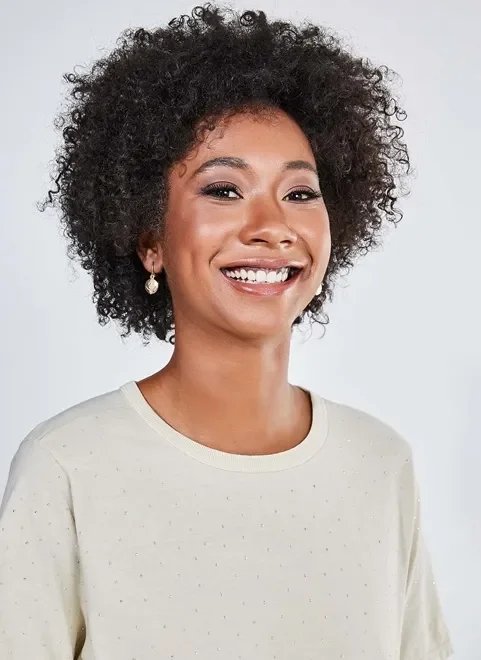 blusa aplicação pedrinhas furta-cor blusa aplicação pedrinhas furta-cor