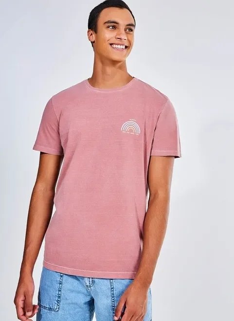 camiseta estampa arco íris camiseta estampa arco íris