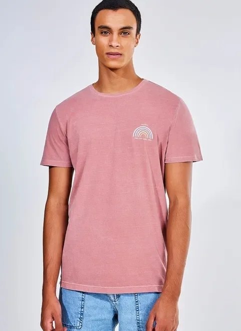 camiseta estampa arco íris camiseta estampa arco íris