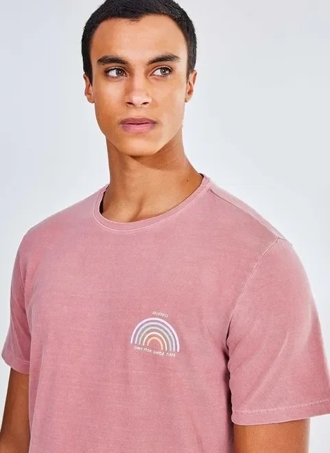 camiseta estampa arco íris camiseta estampa arco íris