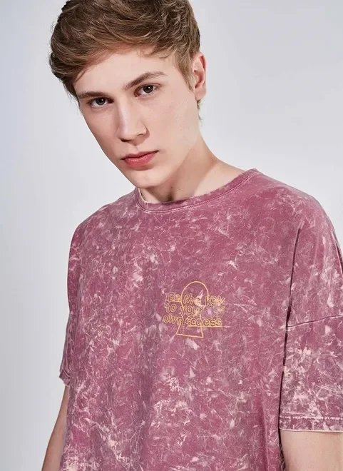 camiseta oversized com estampa camiseta oversized com estampa