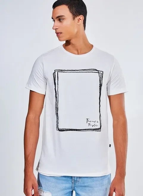 camiseta estampada quadrado rabisco camiseta estampada quadrado rabisco