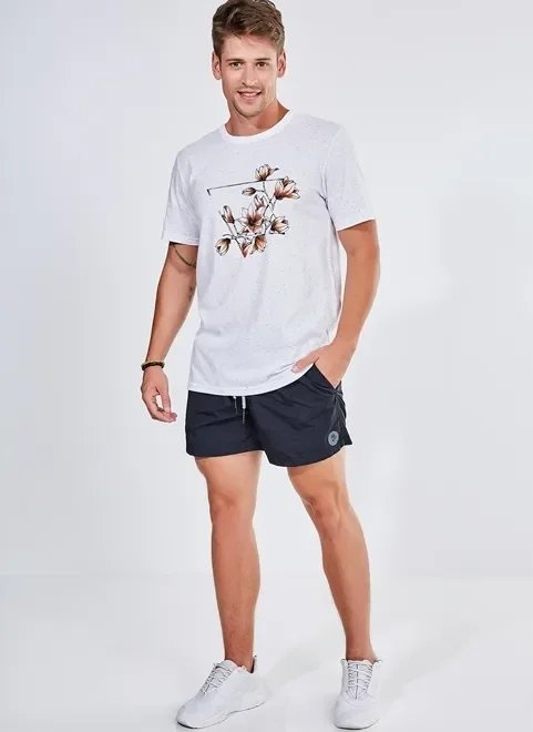 camiseta estampa triângulo floral camiseta estampa triângulo floral