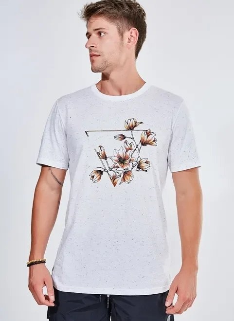 camiseta estampa triângulo floral camiseta estampa triângulo floral