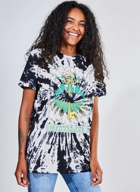 camiseta tie dye estampa mística camiseta tie dye estampa mística