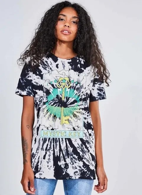 camiseta tie dye estampa mística camiseta tie dye estampa mística