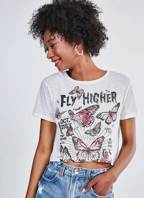 blusa off-white estampa borboletas blusa off-white estampa borboletas