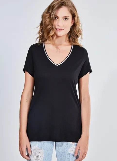 blusa gola v com detalhe blusa gola v com detalhe