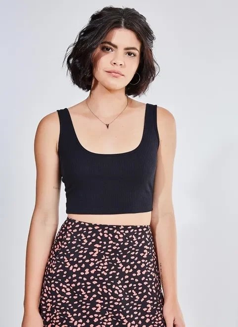 regata cropped lisa em malha canelada regata cropped lisa em malha canelada