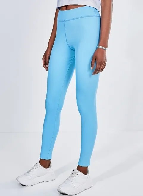 calça legging em malha azul claro calça legging em malha azul claro