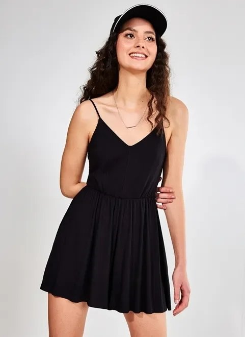 macaquinho de malha com alcinhas macaquinho de malha com alcinhas