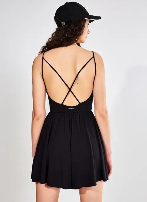 macaquinho de malha com alcinhas macaquinho de malha com alcinhas