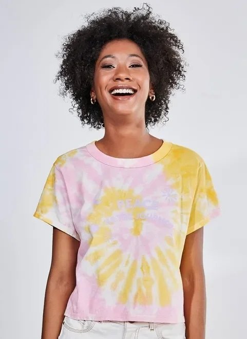 camiseta cropped tie dye peace camiseta cropped tie dye peace