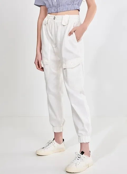 calça jogger off-white com regulador calça jogger off-white com regulador