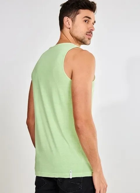 regata verde com escrito regata verde com escrito