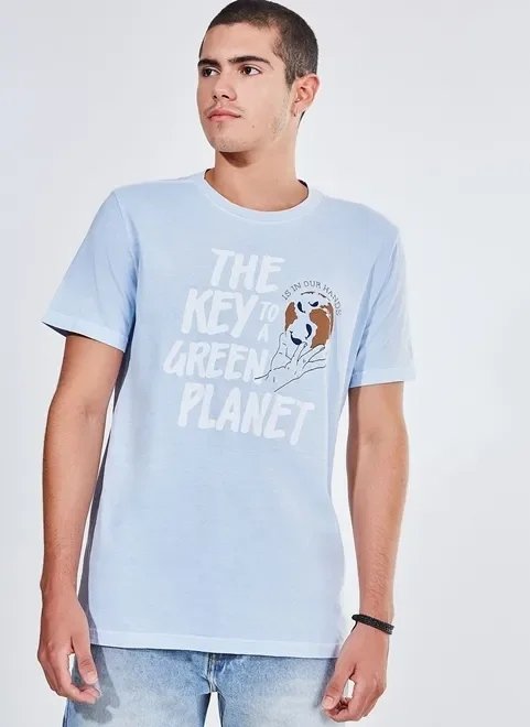 camiseta em malha estonada planeta camiseta em malha estonada planeta