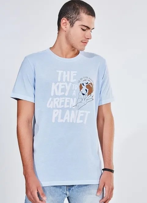 camiseta em malha estonada planeta camiseta em malha estonada planeta