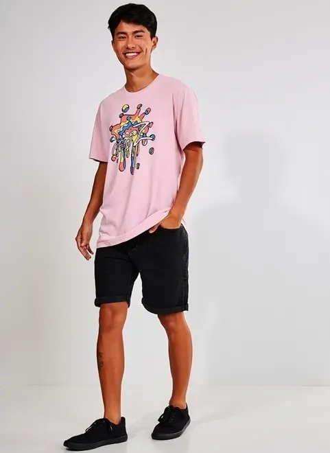 camiseta rosa com estampa colorida gen z camiseta rosa com estampa colorida gen z