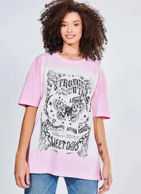 camiseta oversized estampa borboleta camiseta oversized estampa borboleta