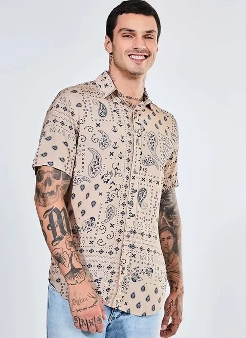 camisa estampa bandana camisa estampa bandana
