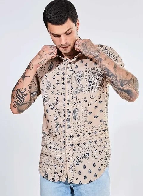 camisa estampa bandana camisa estampa bandana