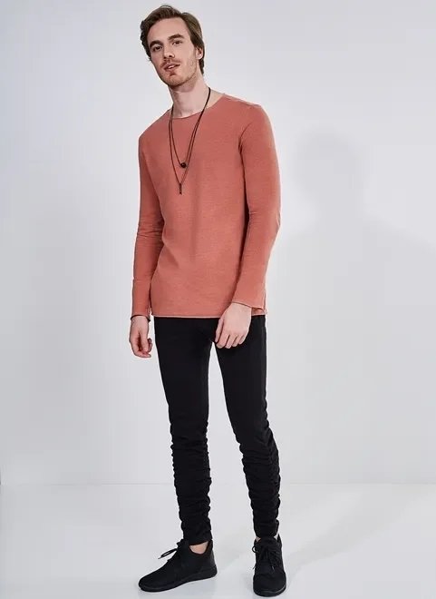 calça jogger preta em sarja calça jogger preta em sarja