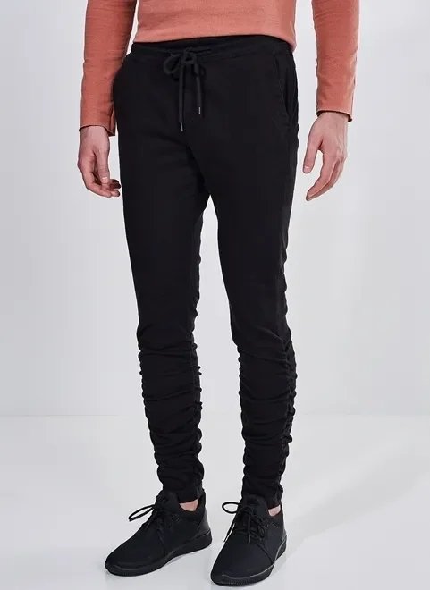 calça jogger preta em sarja calça jogger preta em sarja