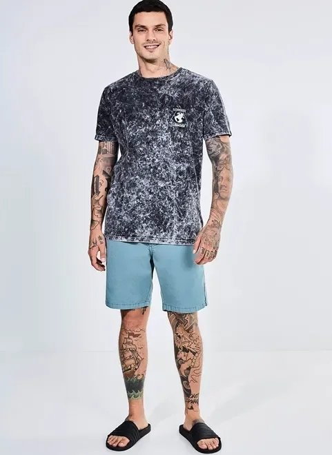 camiseta marmorizada com estampa costas camiseta marmorizada com estampa costas