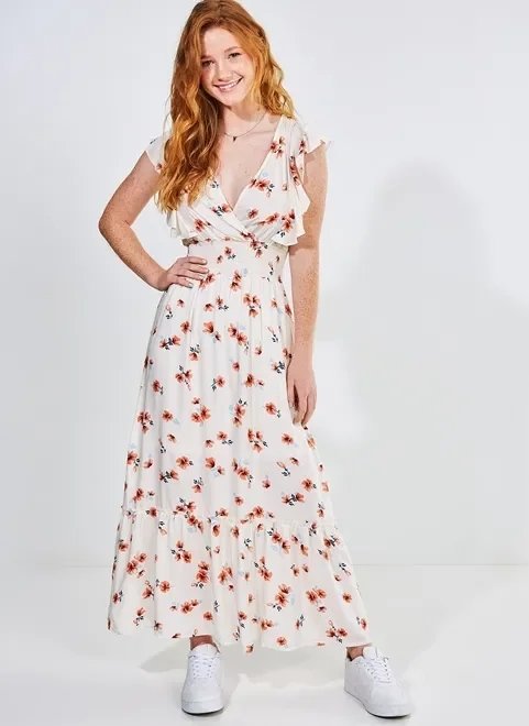 vestido midi floral com decote transpassado vestido midi floral com decote transpassado