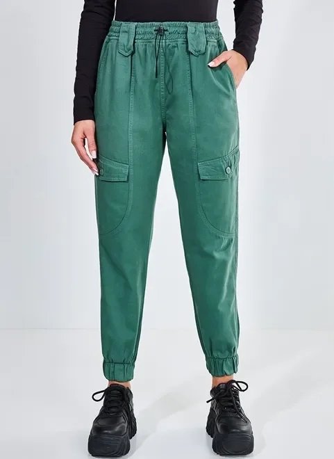 calça jogger verde escuro com regulador calça jogger verde escuro com regulador