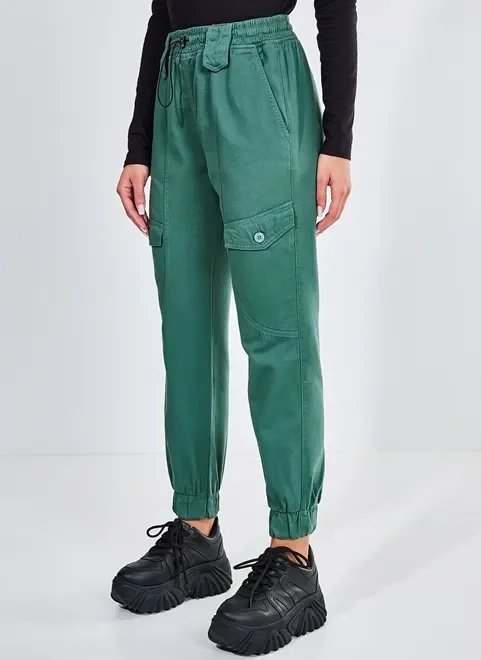 calça jogger verde escuro com regulador calça jogger verde escuro com regulador
