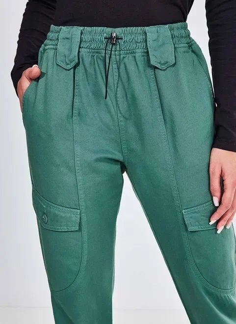 calça jogger verde escuro com regulador calça jogger verde escuro com regulador