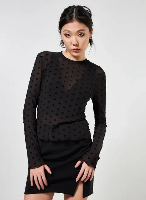 blusa em tule poá flocado blusa em tule poá flocado