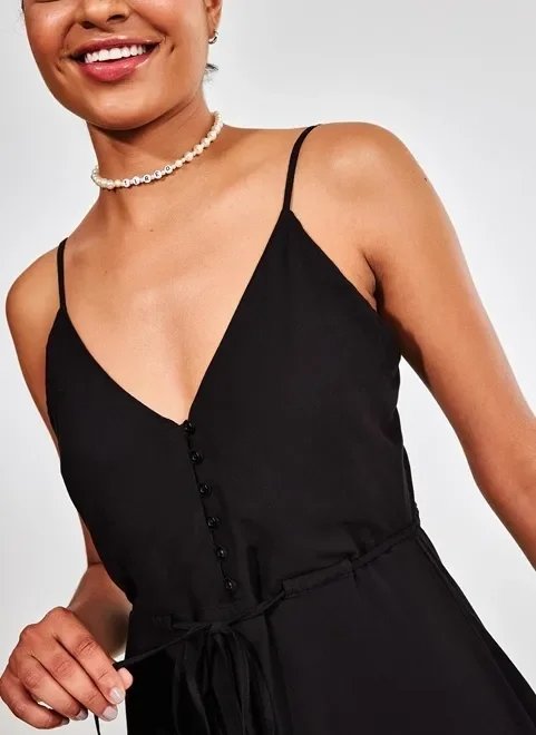 vestido midi preto com pontas vestido midi preto com pontas