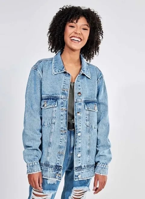 jaqueta em jeans claro oversized jaqueta em jeans claro oversized