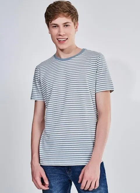 camiseta listrada verdinha camiseta listrada verdinha