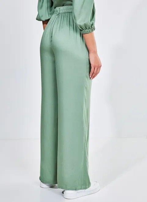 calça pantalona acetinada calça pantalona acetinada