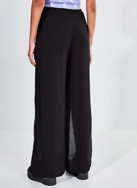 calça pantalona com fenda na frente calça pantalona com fenda na frente