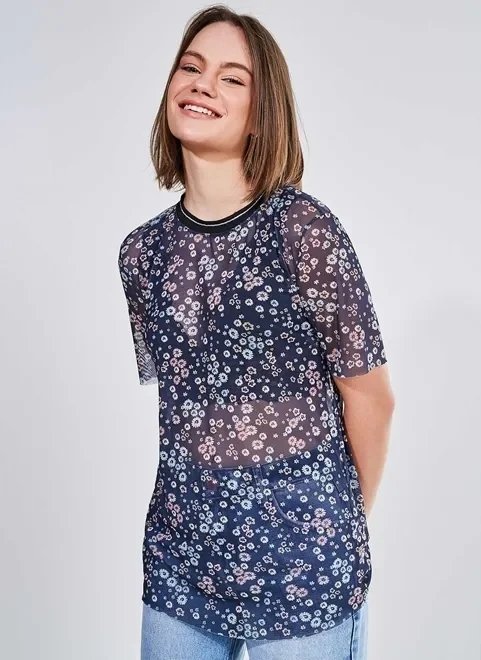 blusa alongada em tule floral blusa alongada em tule floral
