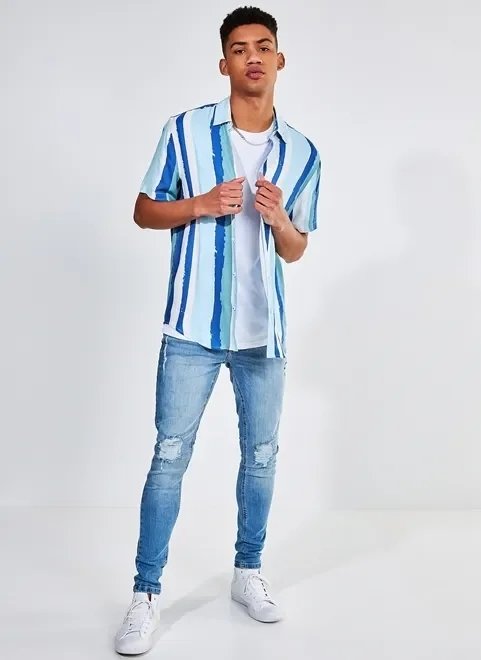 camisa manga curta listrada azul camisa manga curta listrada azul