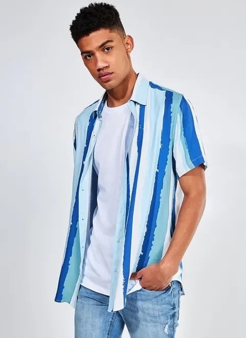 camisa manga curta listrada azul camisa manga curta listrada azul
