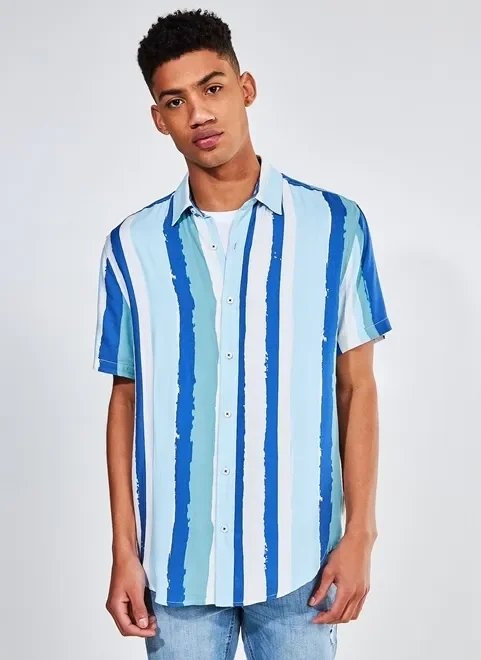 camisa manga curta listrada azul camisa manga curta listrada azul