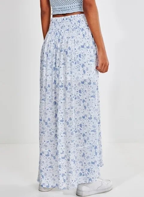 saia longa com estampa paisley branca e azul saia longa com estampa paisley branca e azul