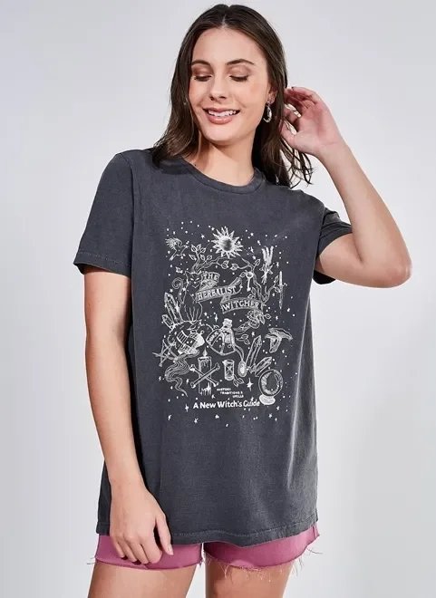 camiseta estonada estampa mágica camiseta estonada estampa mágica