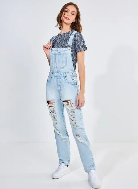 macacão jeans claro destroyed macacão jeans claro destroyed